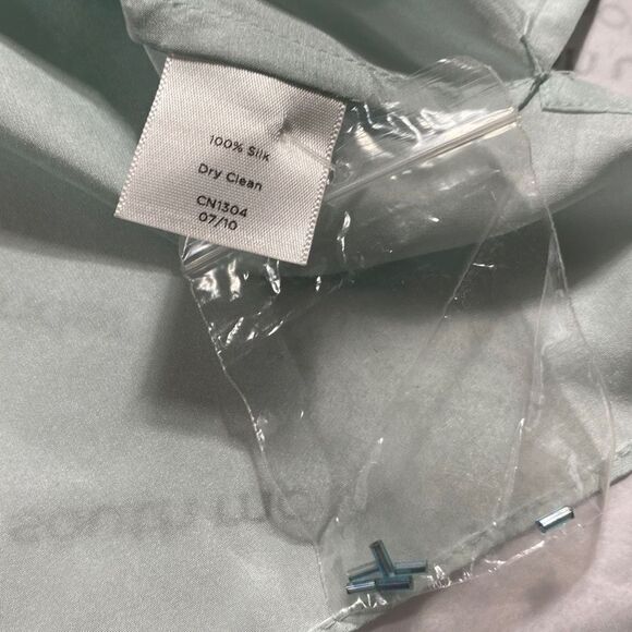 Talbots Silk Cap Sleeve Beaded V-Neck Embellished Dressy Top Mint 2 - Picture 10 of 11